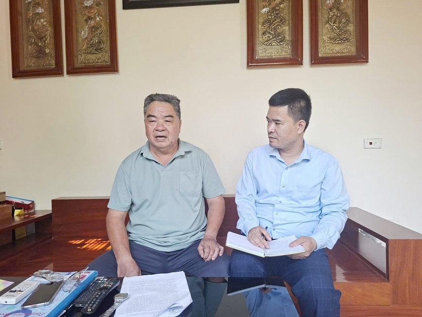 Ông Nghiêm Bỉnh Thịnh, Phó thôn Nhân Hòa, hội viên Hội Người cao tuổi xã Đại Thanh chia sẻ với phóng viên về việc vận hành chính quyền 2 cấp tại địa phương.