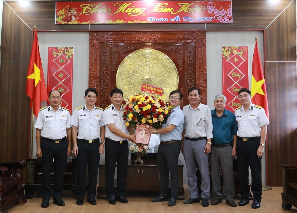 Gắn kết tình quân dân trên địa bàn đóng quân