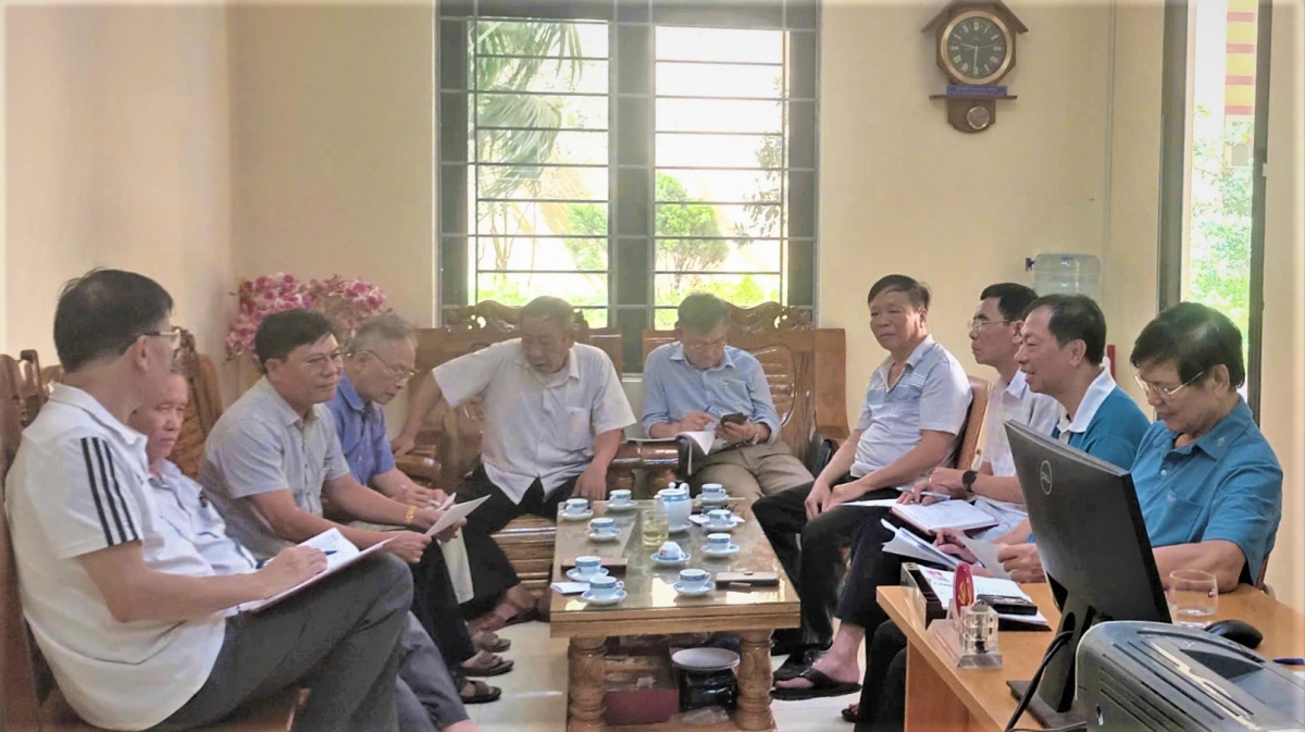 Hội NCT tỉnh Thanh Hóa làm việc với nguyên cán bộ Hội NCT các huyện Thiệu Hoá, Hà Trung và TP Sầm Sơn cũ ủy quyền triển khai nhiệm vụ đến cơ sở và tiếp tục nhân rộng mô hình CLB LTHTGN Hội NCT tỉnh Thanh Hóa làm việc với nguyên cán bộ Hội NCT các huyện Thiệu Hoá, Hà Trung và TP Sầm Sơn cũ ủy quyền triển khai nhiệm vụ đến cơ sở và tiếp tục nhân rộng mô hình CLB LTHTGN