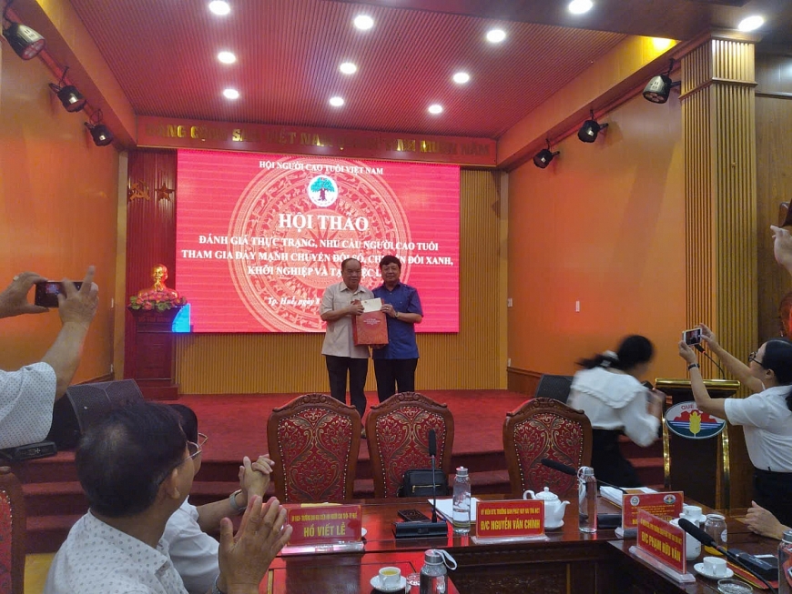 Chuyển đổi số - Xanh, khởi nghiệp - Đào tạo việc làm người cao tuổi