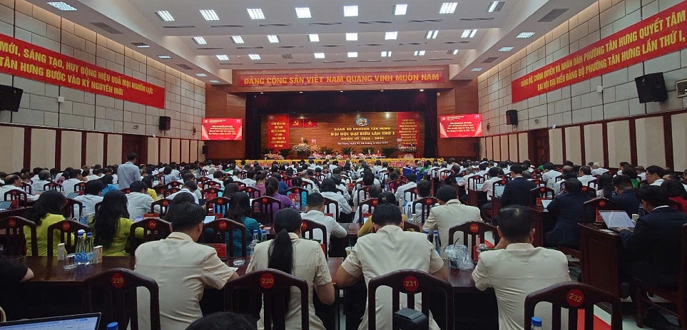 Toàn cảnh Đại hội đại biểu Đảng bộ phường Tân Hưng lần thứ I, nhiệm kỳ 2025–2030