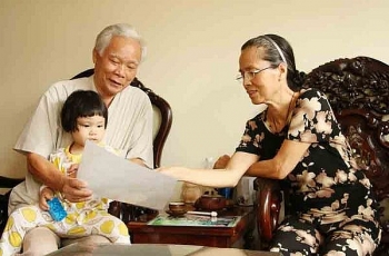 Làm sao để đồng thuận giáo dục con cháu trong gia đình nhiều thế hệ?