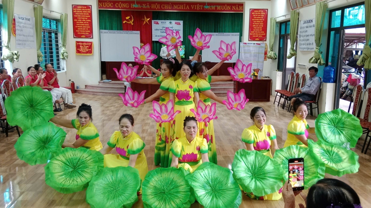 Hà Nội: CLB Liên thế hệ tự giúp nhau thôn Di Trạch lan tỏa giá trị đoàn kết