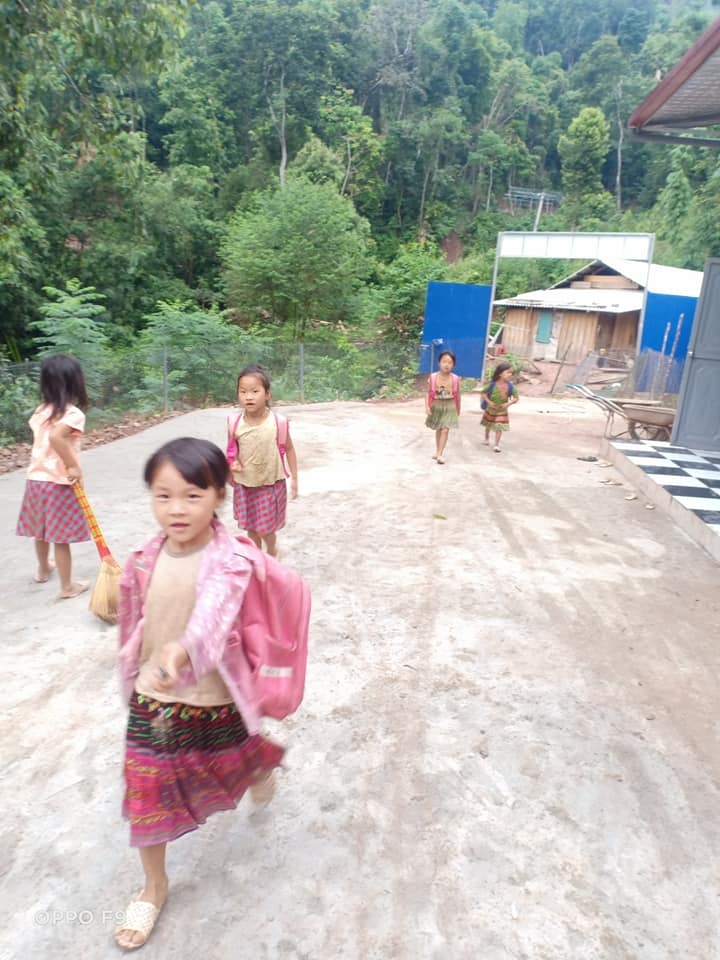 Kì 2: Mười ba năm bám bản, gieo chữ giữa mây ngàn