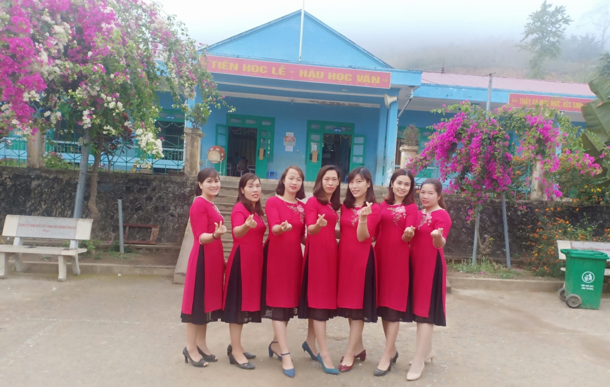 Kì 2: Mười ba năm bám bản, gieo chữ giữa mây ngàn