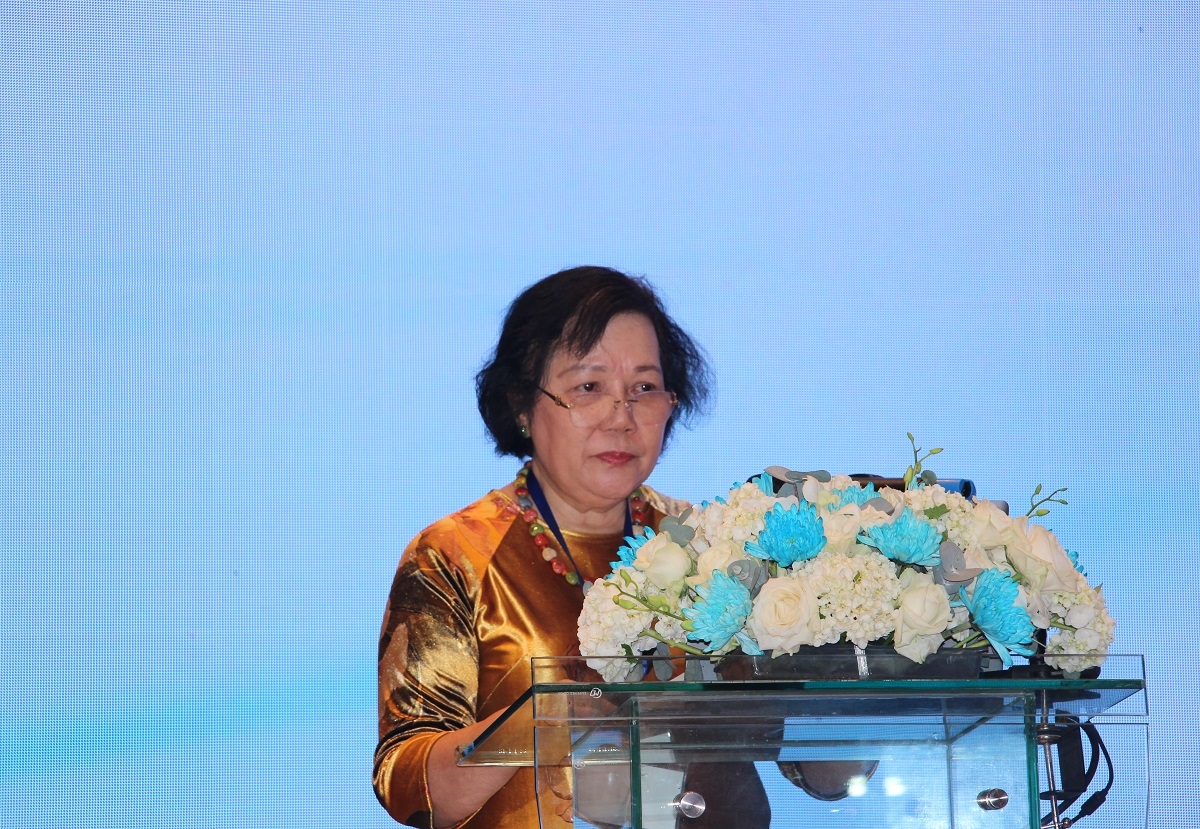 BS.CKII Trần Kiều Miên, Chủ tịch Hội Khoa học Tiêu hoá TP. Hồ Chí Minh phát biểu tại đại hội