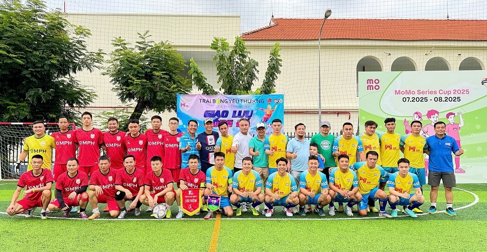 Trao yêu thương đến trẻ mồ côi chùa Long Hoa qua những trận bóng nghĩa tình