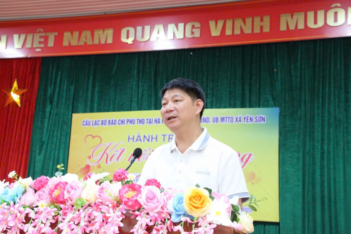 Nghĩa tình hướng về quê hương