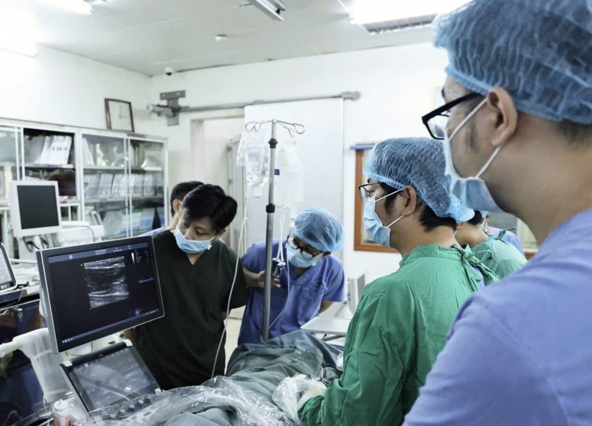 Điều trị suy giãn tĩnh mạch chi dưới bằng laser nội mạch tại Bệnh viện đa khoa tỉnh Ninh Bình