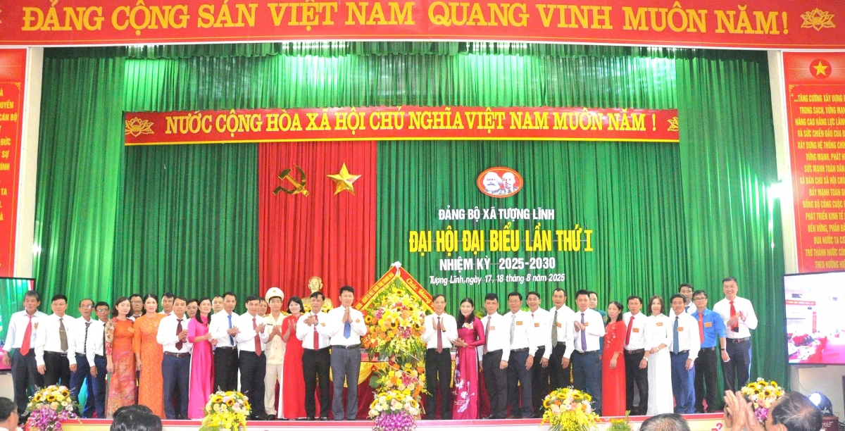 Ông Lê Đình Trang được chỉ định giữ chức Bí thư Đảng bộ xã Tượng Lĩnh