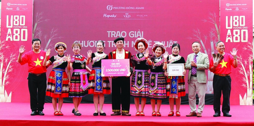 Hơn 1.000 NCT hát Quốc ca, xác lập “Kỷ lục Guinness Việt Nam”