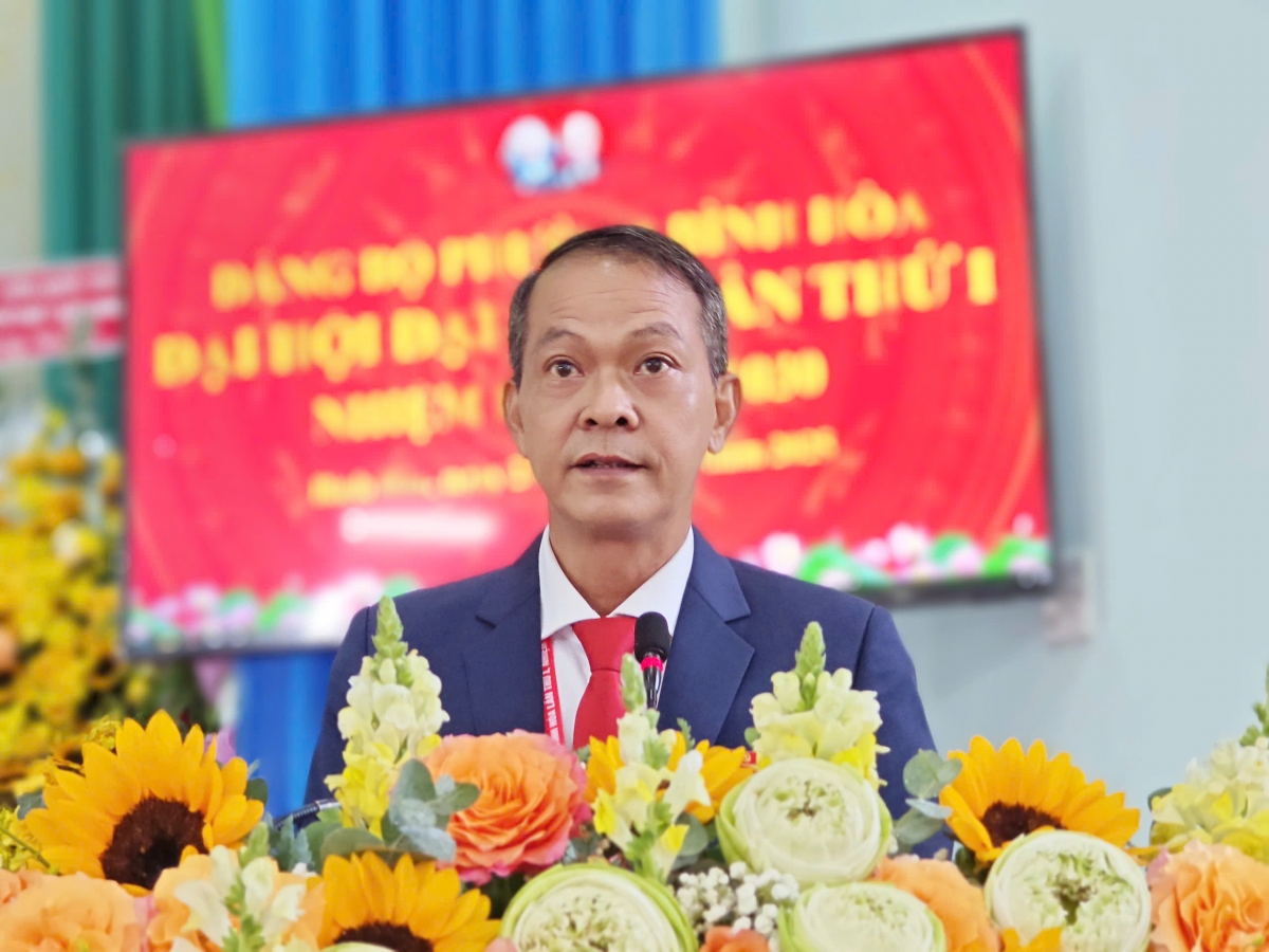 Ông Huỳnh Văn Sơn giữ chức Bí thư Đảng ủy, Chủ tịch HĐND phường Bình Hòa.