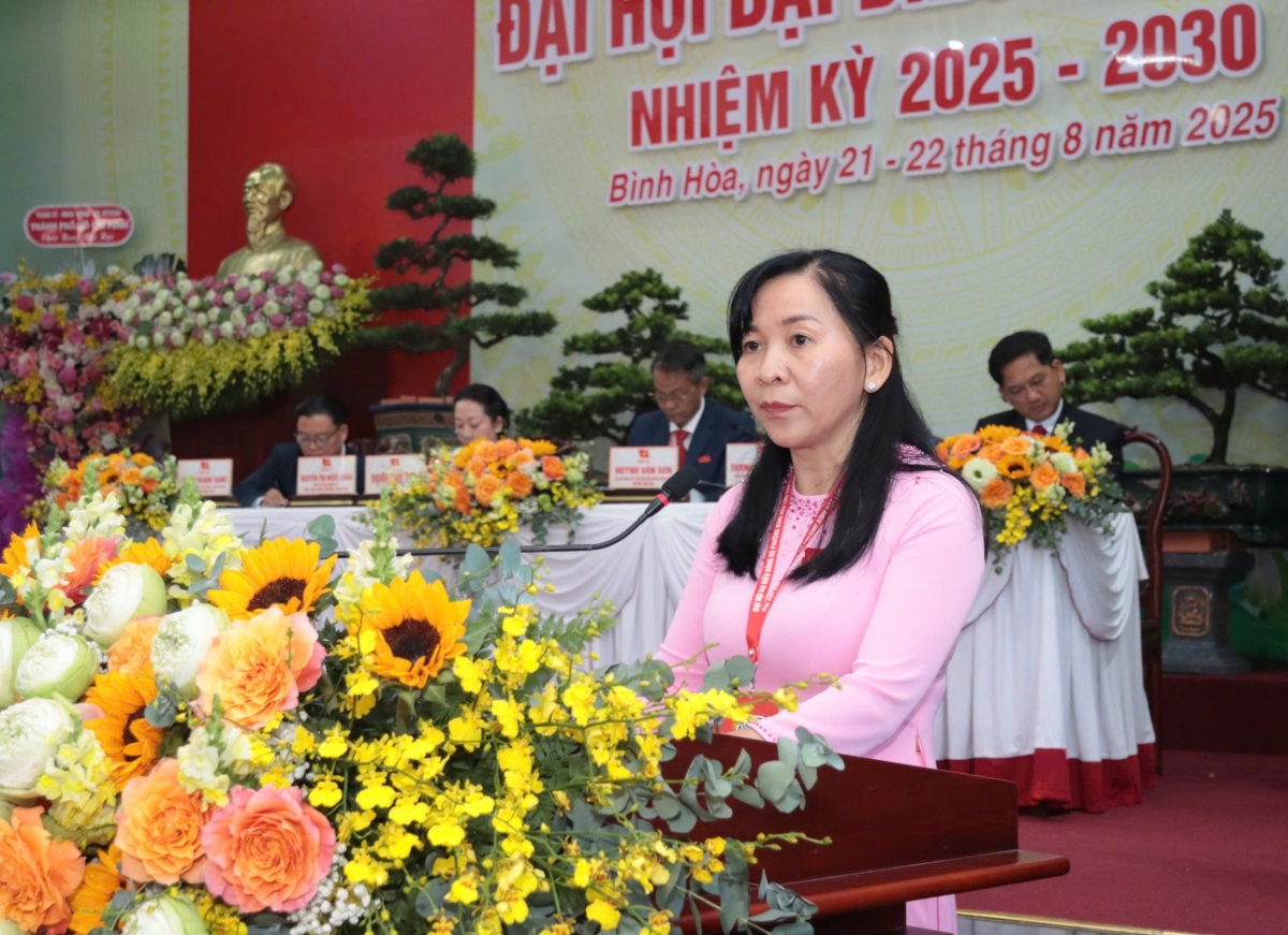 Phó Bí thư Thường trực phường Bình Hoà Dương Thuý Hiền.