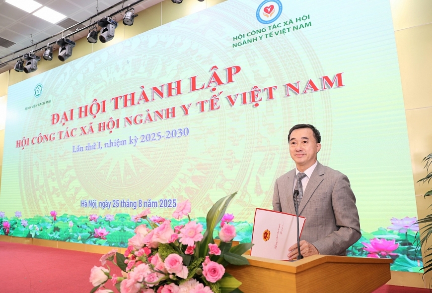 Hội Công tác xã hội ngành y tế Việt Nam chính thức ra đời: Mái nhà chung cho nhân viên y tế và người cao tuổi