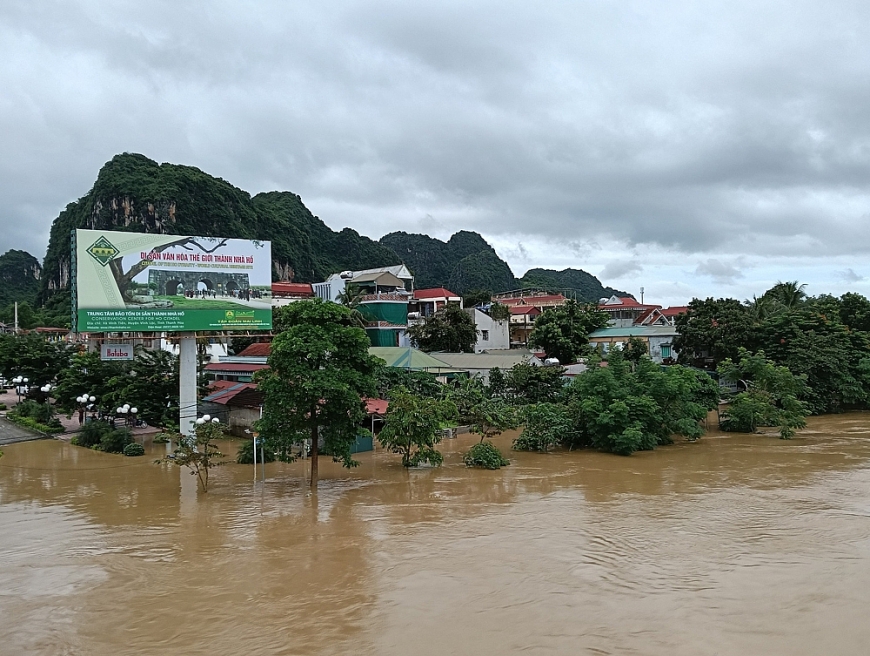 Nước sông dâng cao, lệnh báo động trên hàng loạt sông ở Thanh Hóa