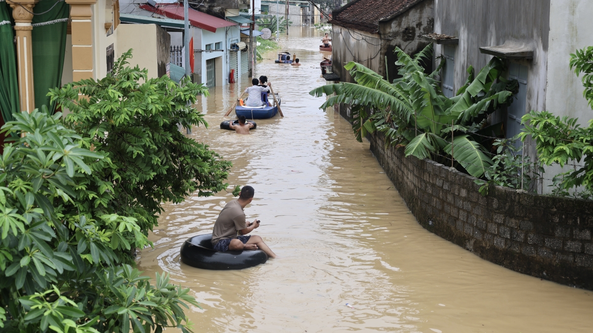 Tình trạng ngập lụt tại phường Thiệu Dương sau bão số 5