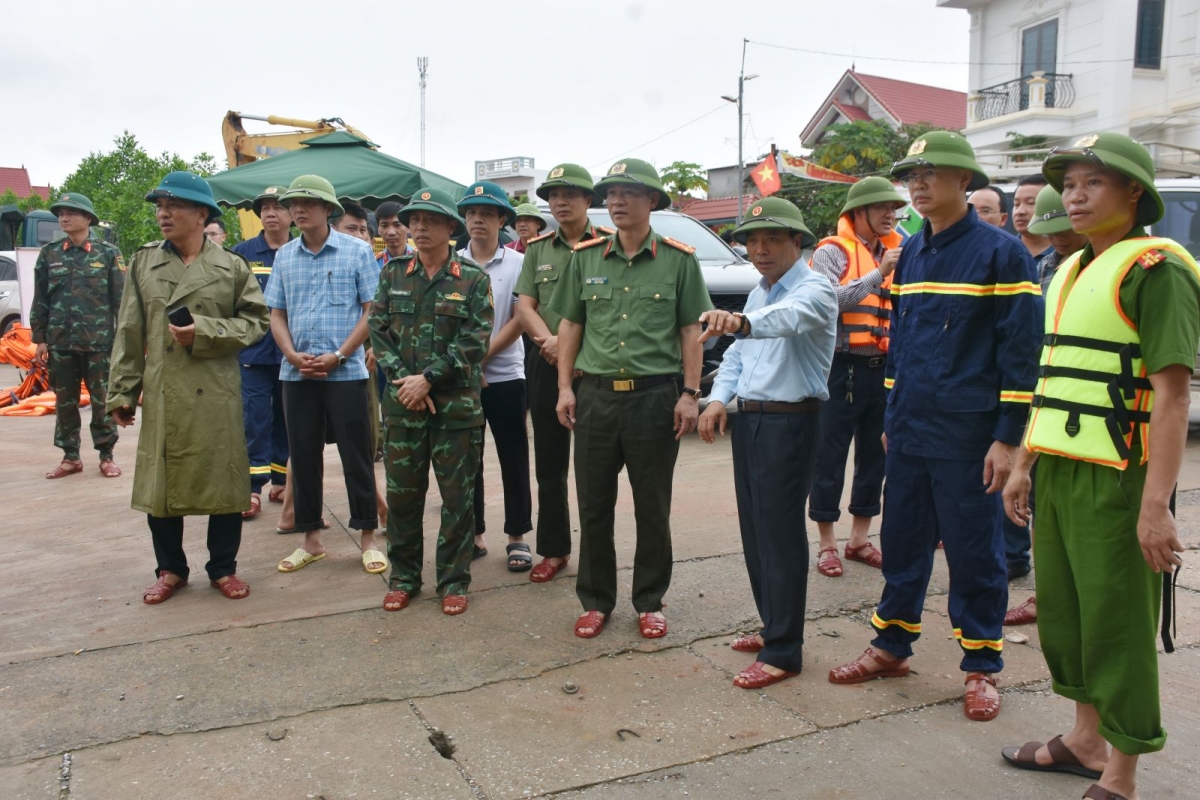 Bí thư Tỉnh ủy Thanh Hóa trực tiếp kiểm tra, chỉ đạo khắc phục hậu quả ngập lụt tại xã Kim Tân
