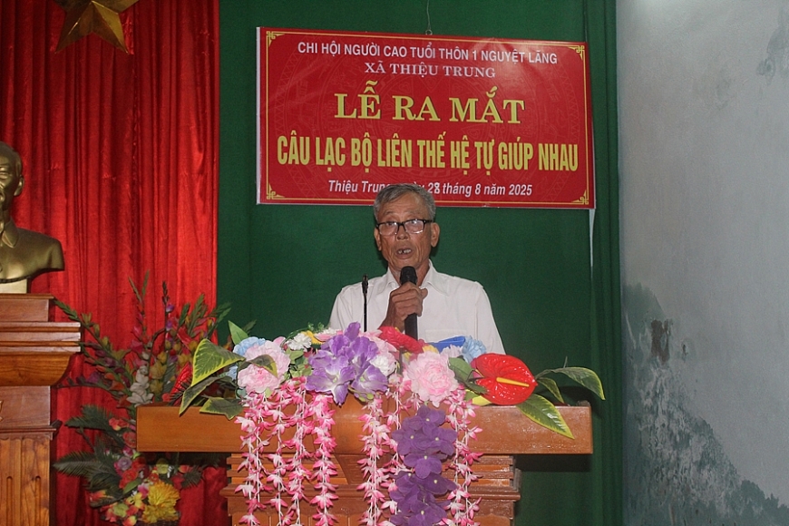 Ra mắt CLB Liên thế hệ tự giúp nhau thôn 1 Nguyệt Lãng