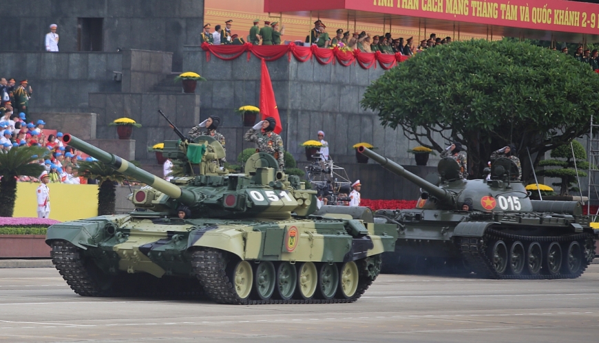 Người cao tuổi từ mọi miền Tổ quốc về Hà Nội xem tổng duyệt diễu binh, diễu hành A80