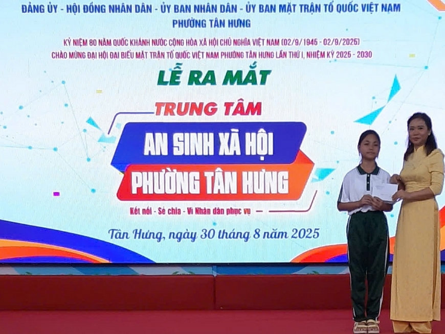 Trung tâm sẽ trở thành “điểm tựa” vững chắc, đồng hành cùng những hoàn cảnh khó khăn, lan tỏa thông điệp yêu thương – sẻ chia – trách nhiệm cộng đồng đến từng ngõ ngách của phường Tân Hưng
