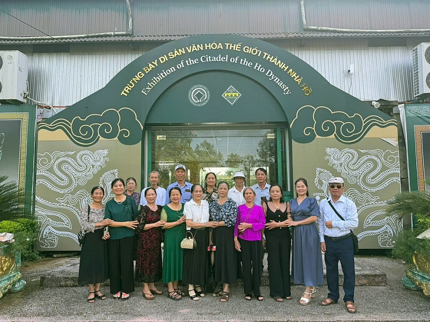 Di sản Thành nhà Hồ hút du khách trong kỳ nghỉ lễ