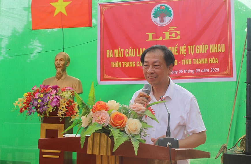 Ra mắt CLB Liên thế hệ tự giúp nhau thôn Trang Các