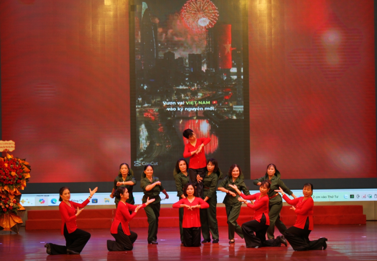 Gắn kết cộng đồng, chăm sóc sức khỏe toàn dân, lan tỏa tinh thần sống vui, sống khỏe