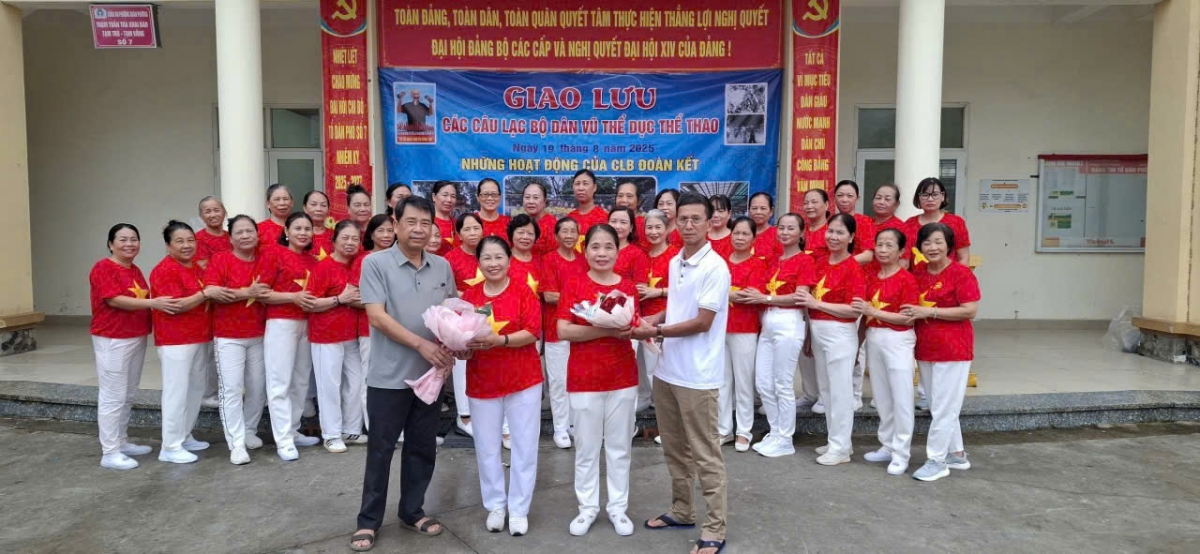 Tinh thần vui vẻ và tràn đầy năng lượng