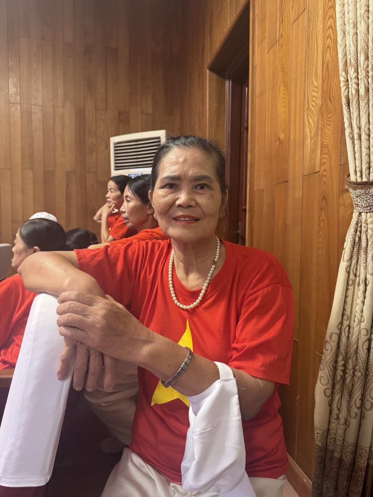 Bà Hoàng Thị Chăm, CLB xã Ngọc Hồi