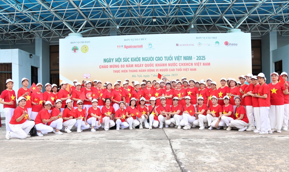 CLB Tự chăm sóc sức khỏe phường Thanh Liệt tham gia Ngày hội sức khỏe NCT năm 2025