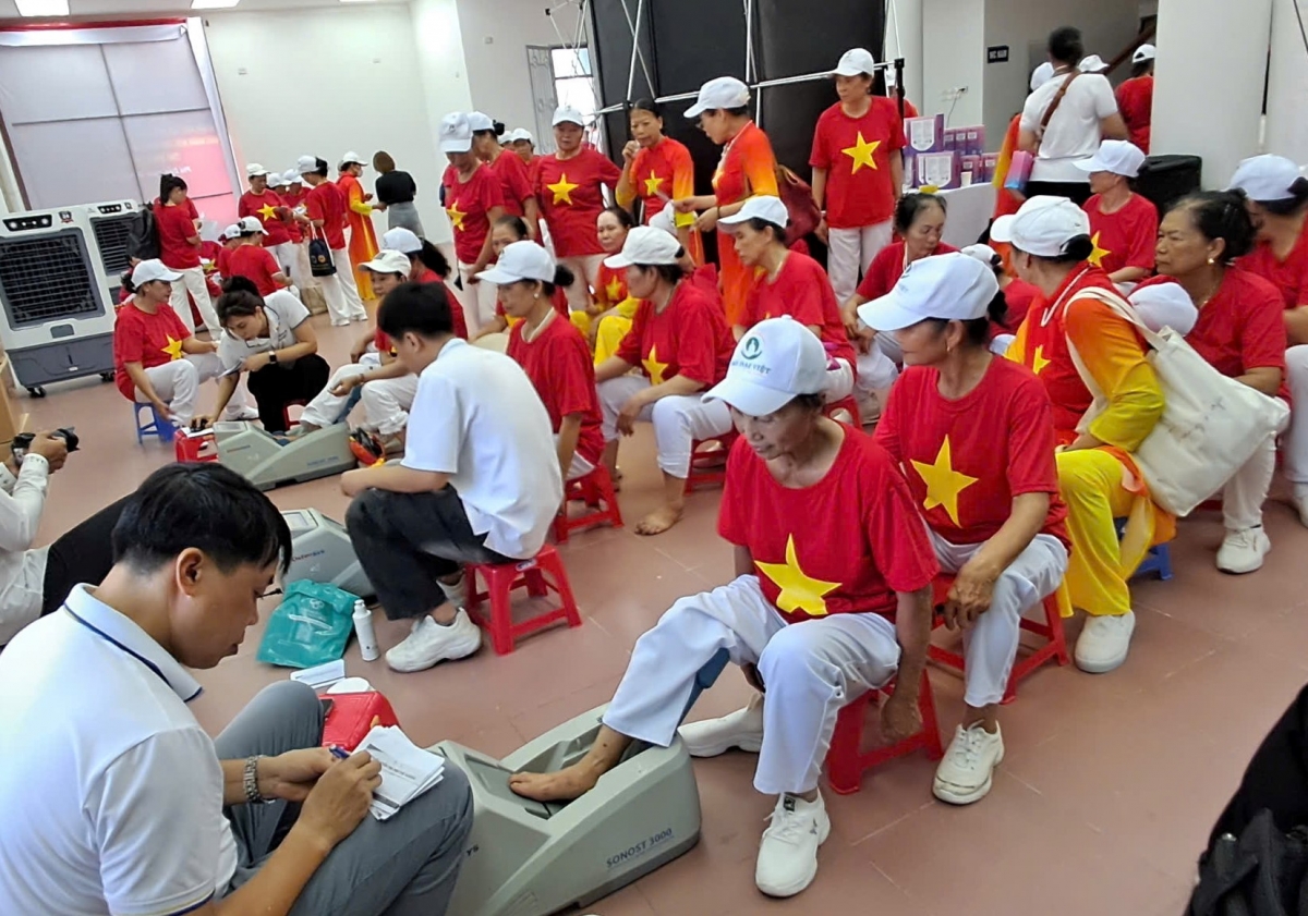Người cao tuổi phường Thanh Liệt: Niềm vui, kỳ vọng từ Ngày hội sức khỏe