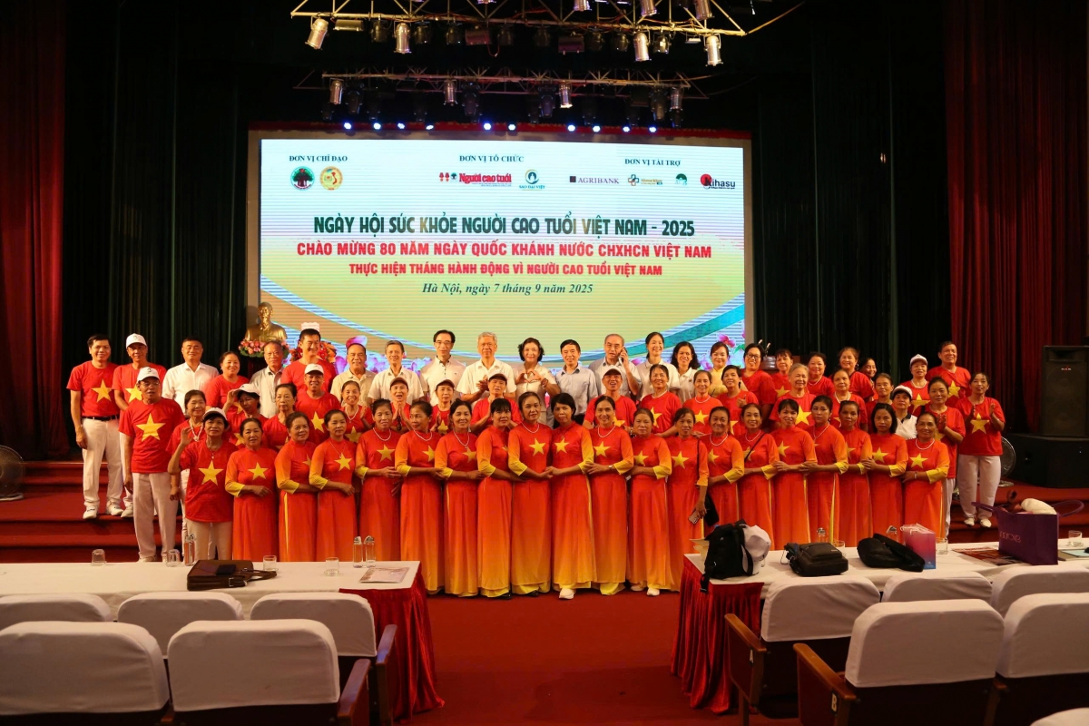 Khí thế từ CLB Tự chăm sóc sức khỏe tổ 3 Mễ Trì Thượng