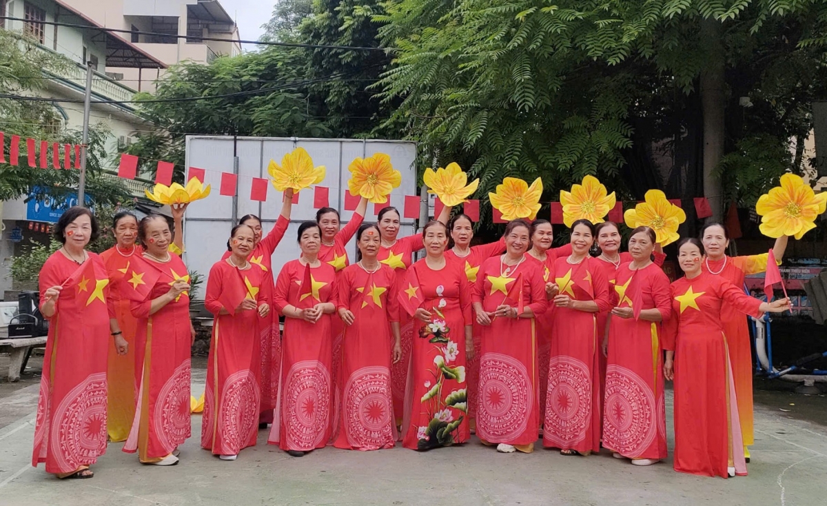 CLB Tự chăm sóc sức khỏe Liên Trung: Nơi tuổi già thêm sức trẻ