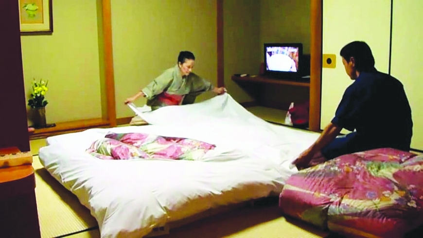 Tình dục qua ánh nhìn, lời nói, cử chỉ và sự quan tâm - Hình thái mới của yêu thương