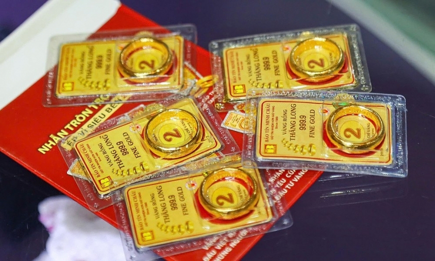 Đầu tư vào vàng và ngoại tệ: NCT cần hiểu biết và tỉnh táo hơn là thói quen