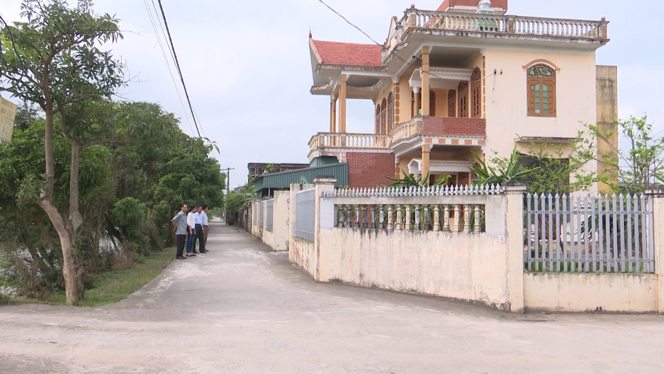 Đường giao thông nông thôn mới ở xã Kiến Xương ngày càng khởi sắc