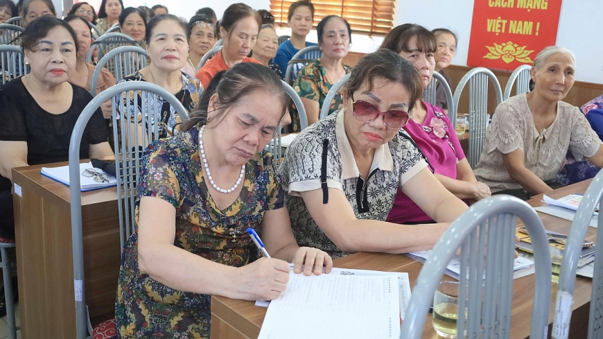 Học viên nhiệt tình học tập và tham gia trao đổi trong buổi học