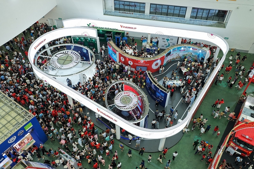 Vingroup ghi dấu ấn tại Triển lãm Thành tựu đất nước với giải thưởng 