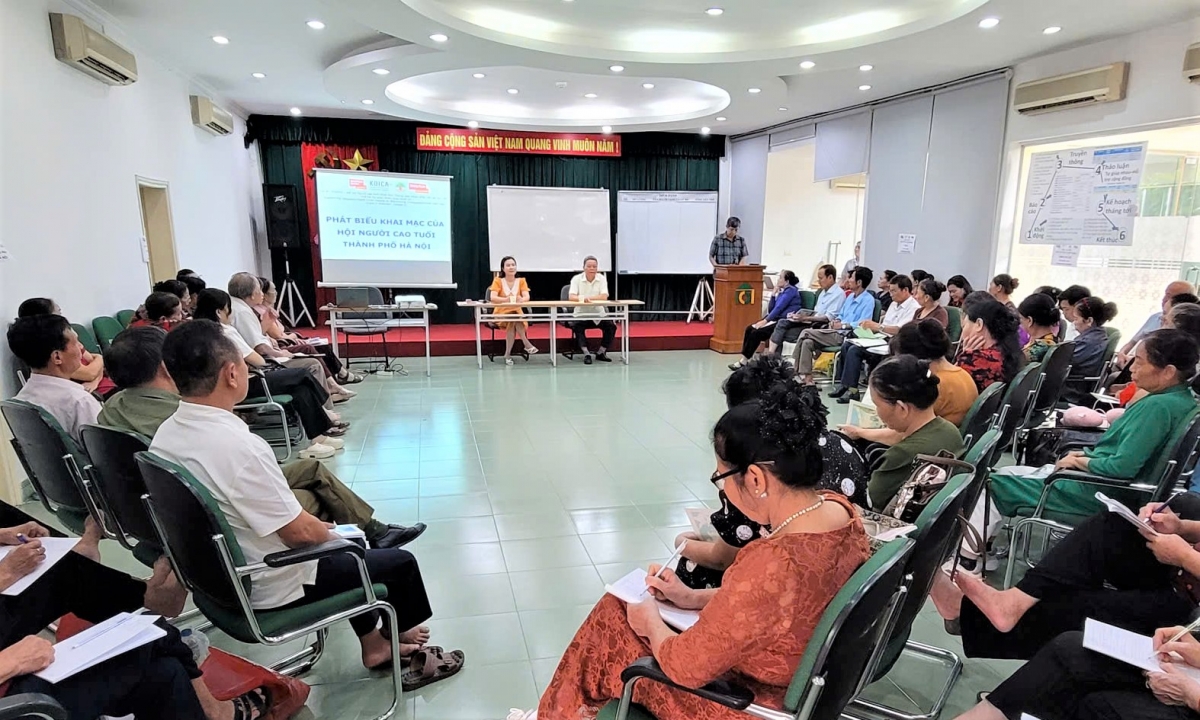 Quang cảnh lớp tập huấn