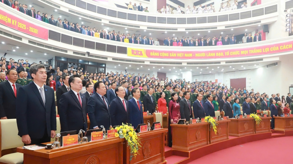 Đại Hội chào cờ trong khai mạc