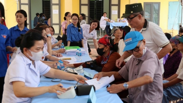 Hơn 5.000 người cao tuổi xã Đa Phúc được khám, cấp thuốc miễn phí