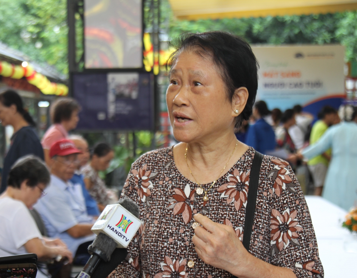 Bà Trần Thị Cung Tuyết, 75 tuổi, phường Cửa Nam chia sẻ