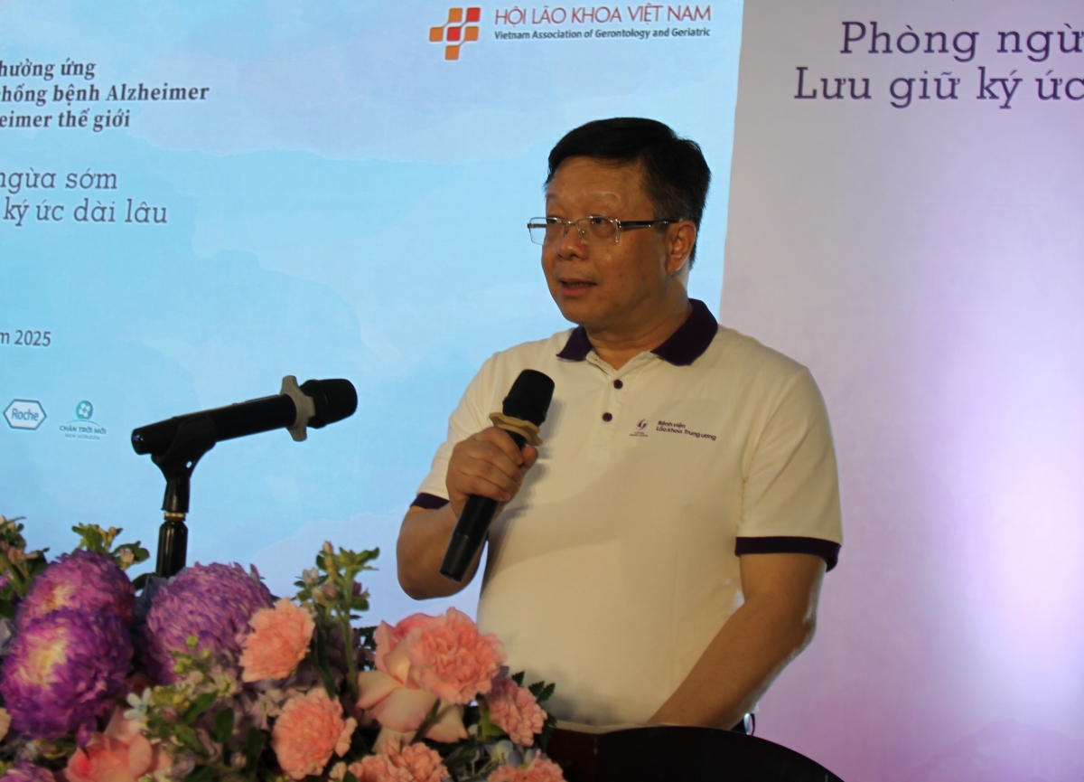 PGS.TS Nguyễn Trung Anh, Giám đốc Bệnh viện Lão khoa Trung ương phát biểu tại Lễ phát động