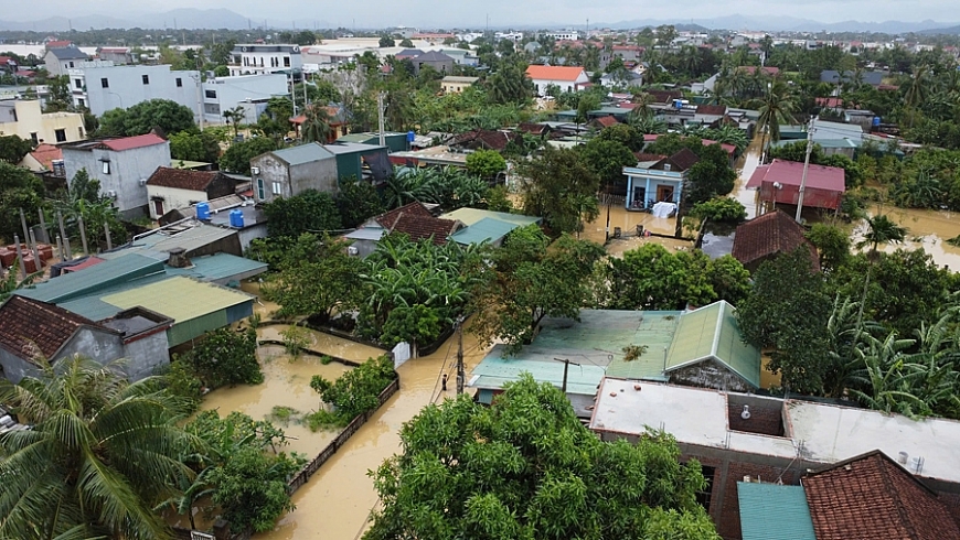 Hơn 4.000 ngôi nhà ở Thanh Hóa ngập nước