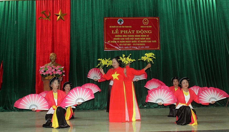 Phát động 'Tháng hành động vì NCT Việt Nam' năm 2025