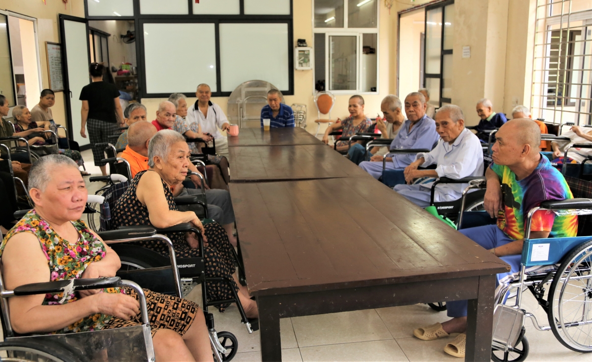 Tấm lòng nhân ái của Giám đốc cao tuổi Nguyễn Thị Nguyệt