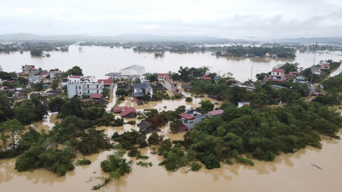 Những hình ảnh về trận lũ lịch sử sau bão số 10 tại Thanh Hóa