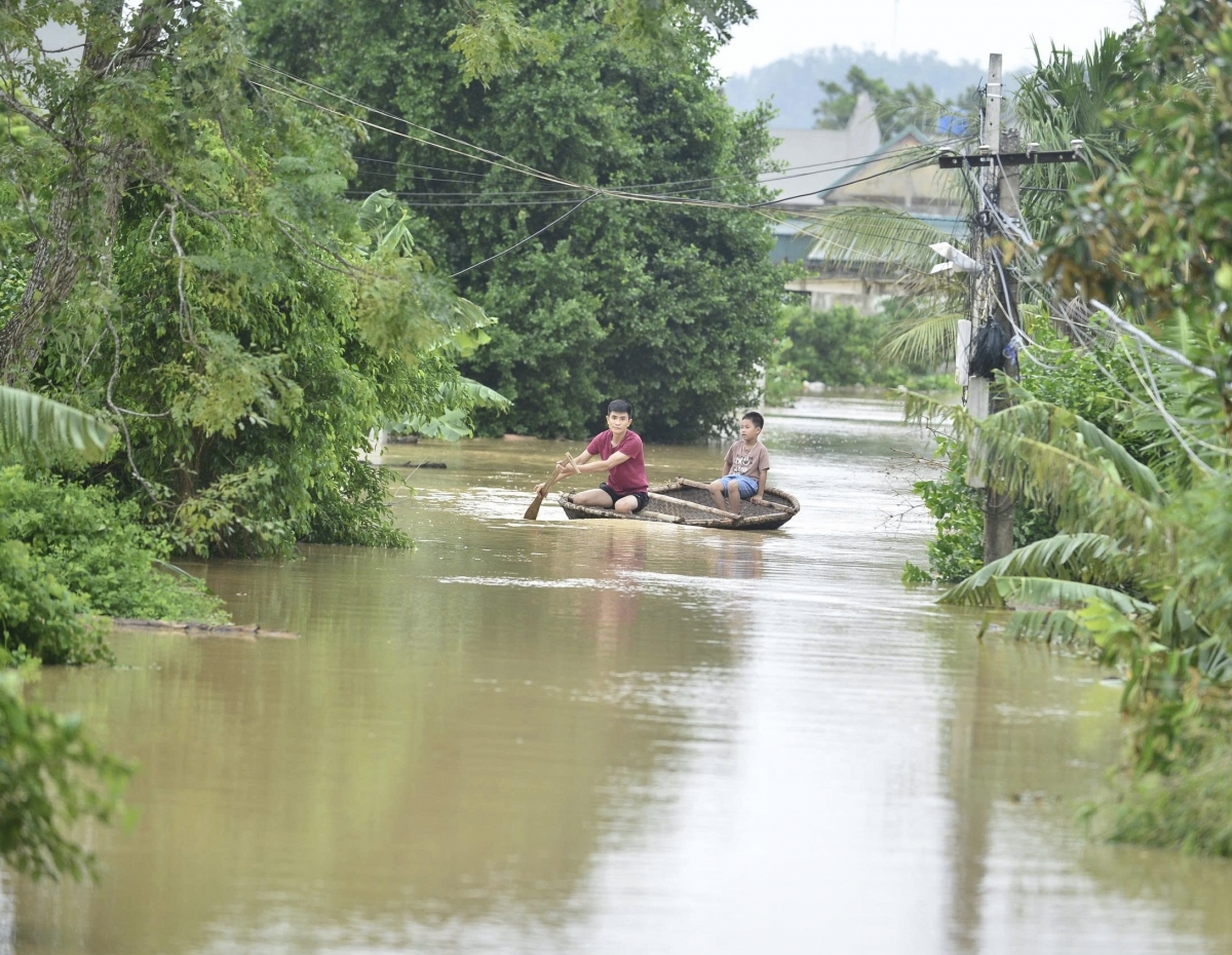 Những hình ảnh về trận lũ lịch sử sau bão số 10 tại Thanh Hóa