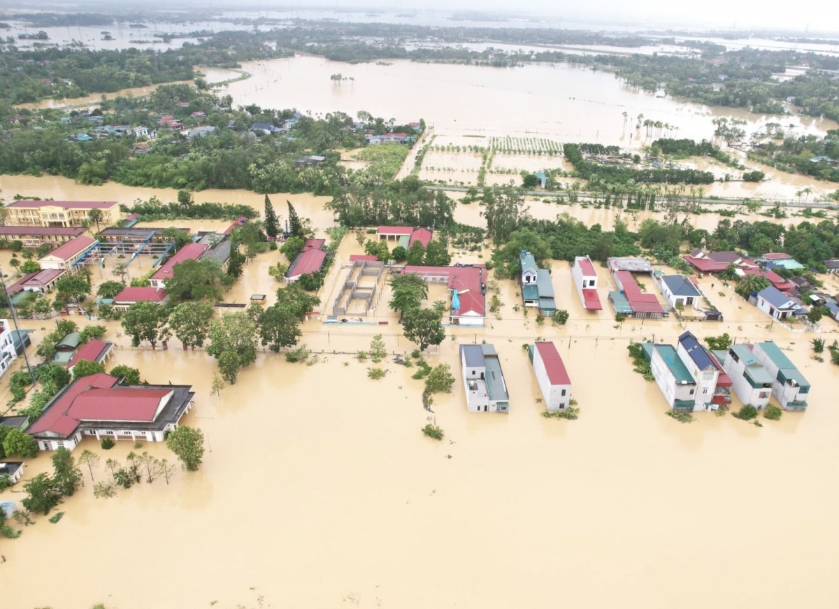 Những hình ảnh về trận lũ lịch sử sau bão số 10 tại Thanh Hóa