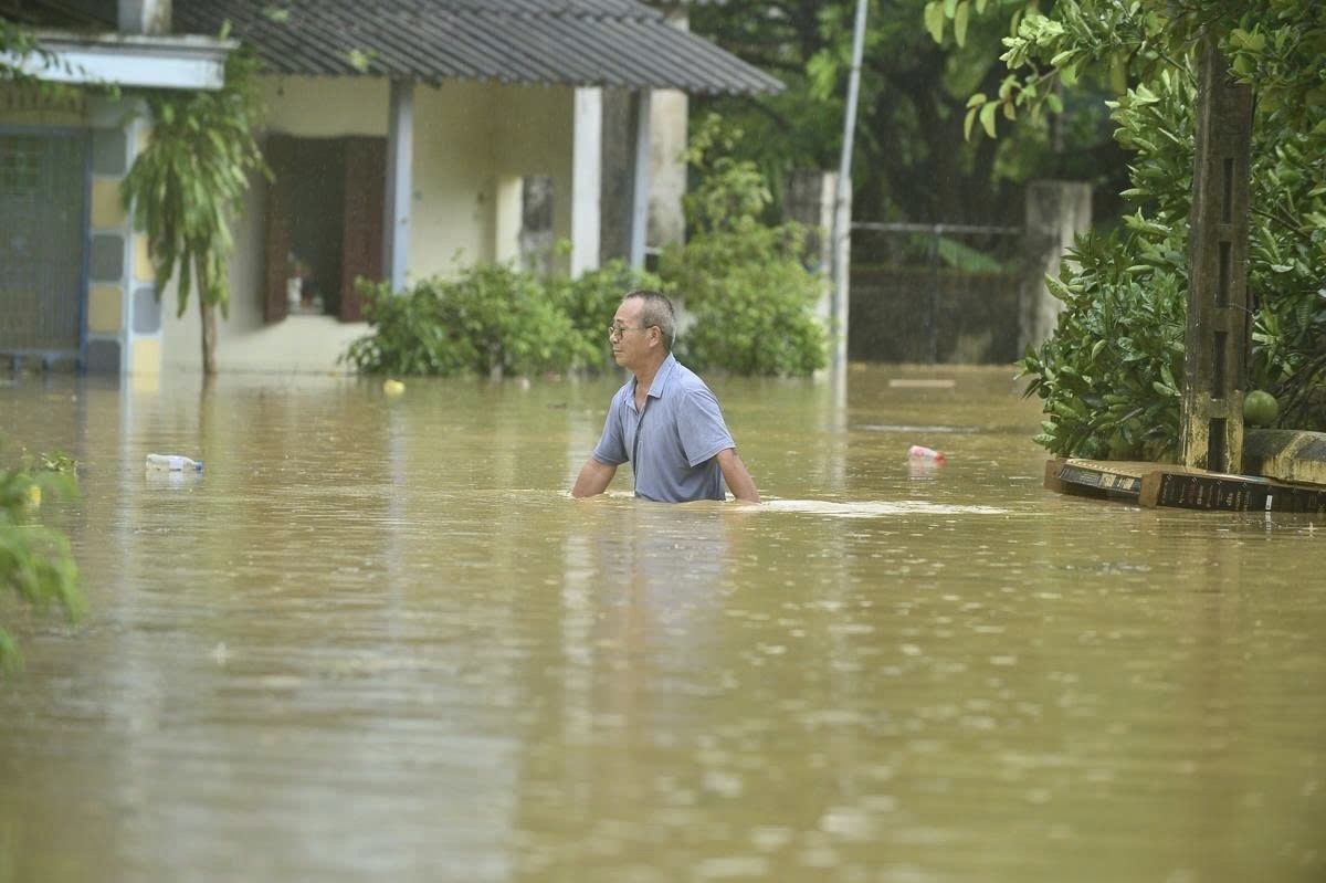 Những hình ảnh về trận lũ lịch sử sau bão số 10 tại Thanh Hóa